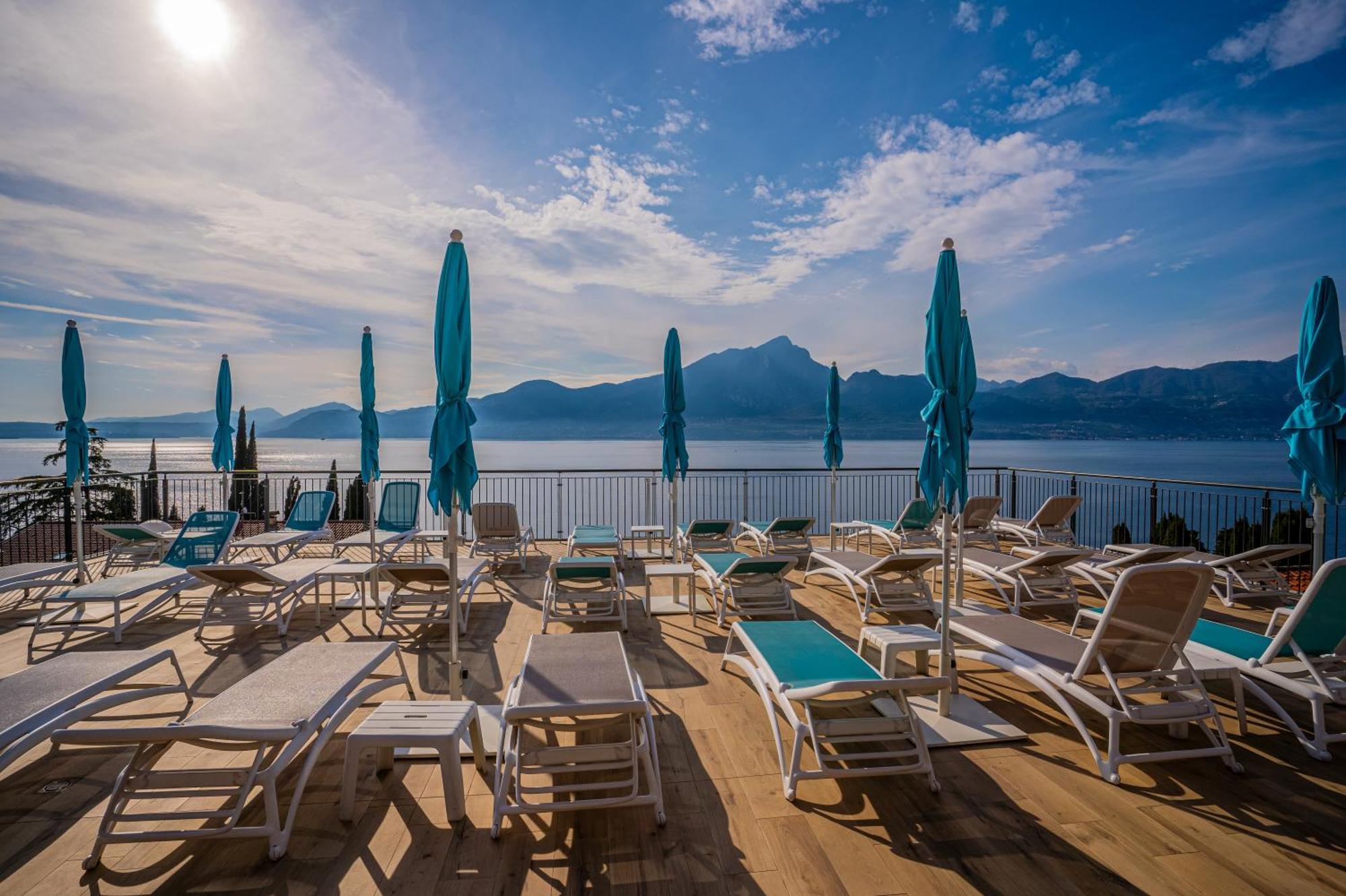 Villa Remo By Hotel Galvani Torri Del Benaco Exterior foto